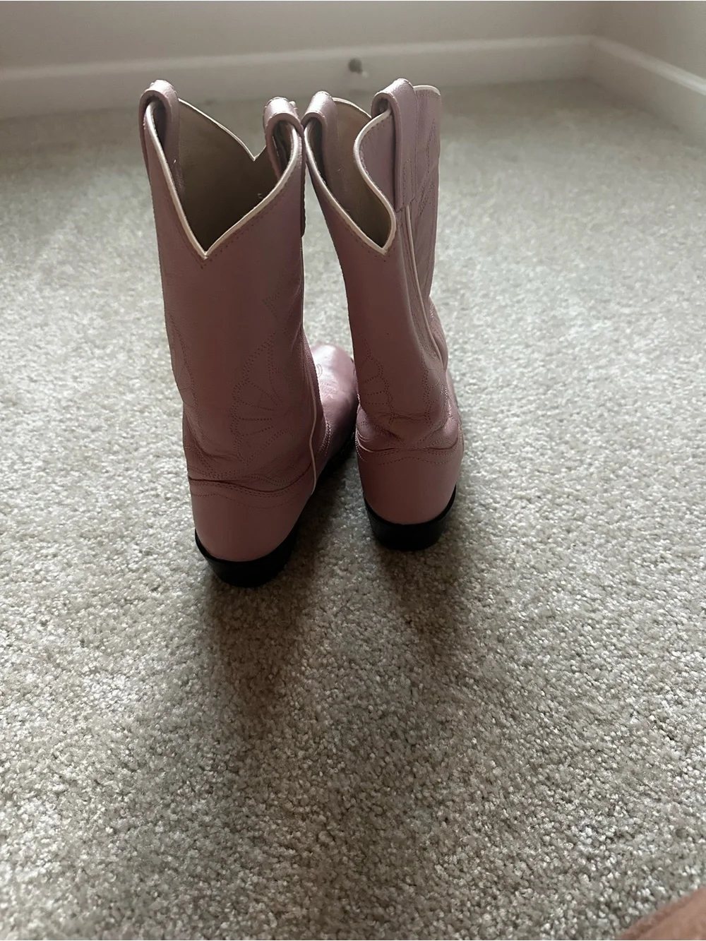 Western-Style Mid-Calf Heeled Boots in Dusty Pink